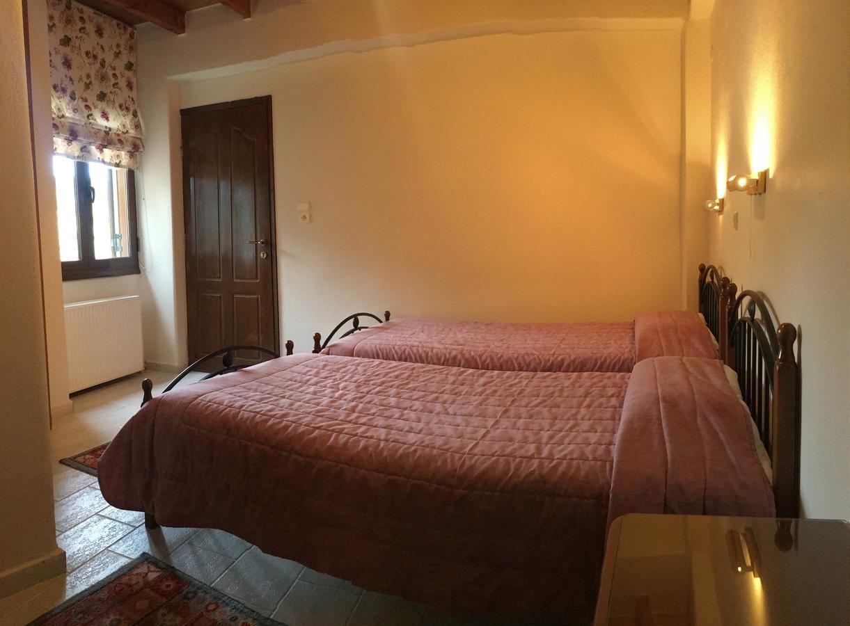 Xenonas Vasilikou Hotel Valtessiniko Luaran gambar